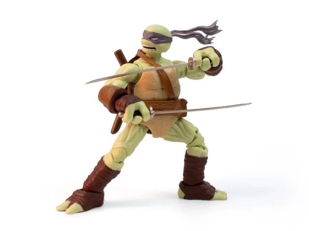 Teenage Mutant Ninja Turtles BST AXN Leonardo (Ver. 2) Figure & Comic Set